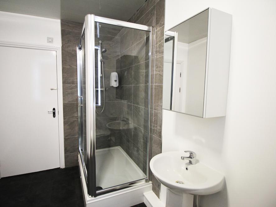 Flexistay Tulsi Aparthotel Croydon Bagian luar foto