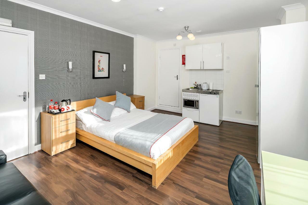 Flexistay Tulsi Aparthotel Croydon Bagian luar foto